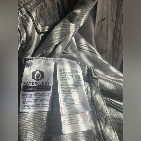 Levi’s Denim Trucker Jacket (Grey) - Picture 4 of 7